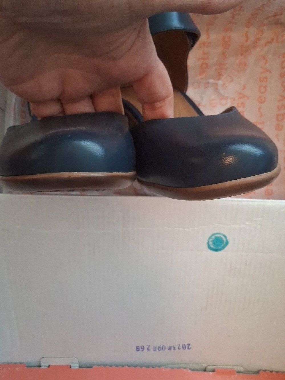 Easy Spirit Navy Blue Round-Toe Slingback Flats - Picture 5 of 5
